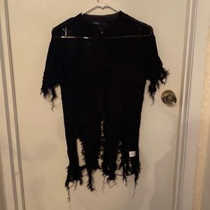 Black shirt sleeve sweater